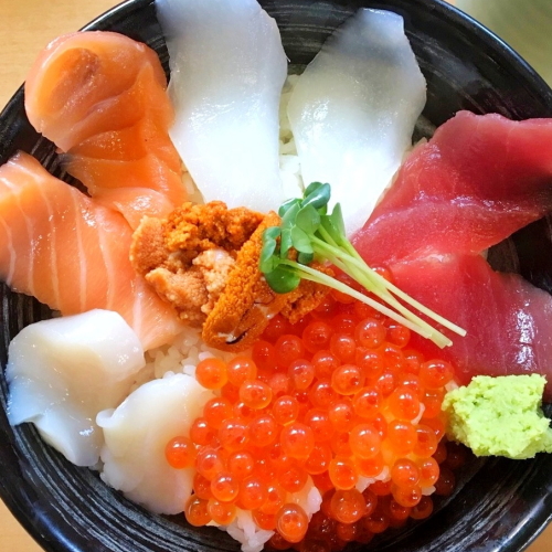 井上商店 いのうえ 宴会 忘年会 新年会 法事 仕出し 弁当 小山市 間々田 網戸